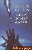 Kind in het water